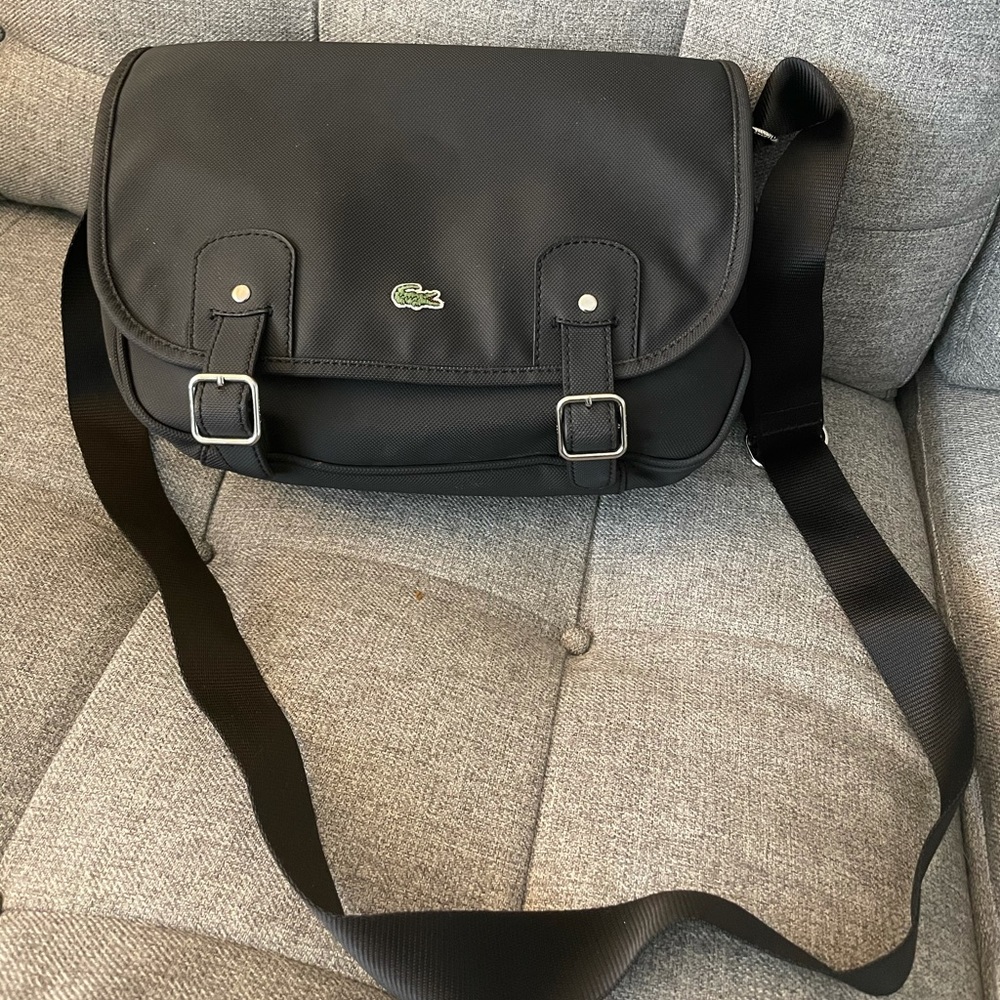 Lacoste messenger bag